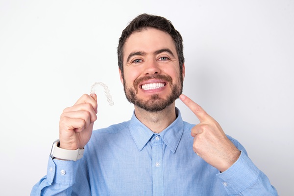 How Long Does Treatment With Clear Aligners Take?